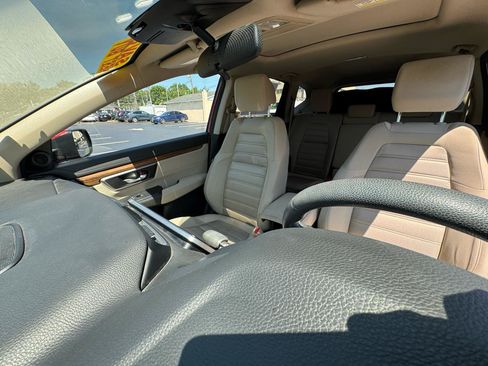 Used 2019 Honda CR-V EX image 10