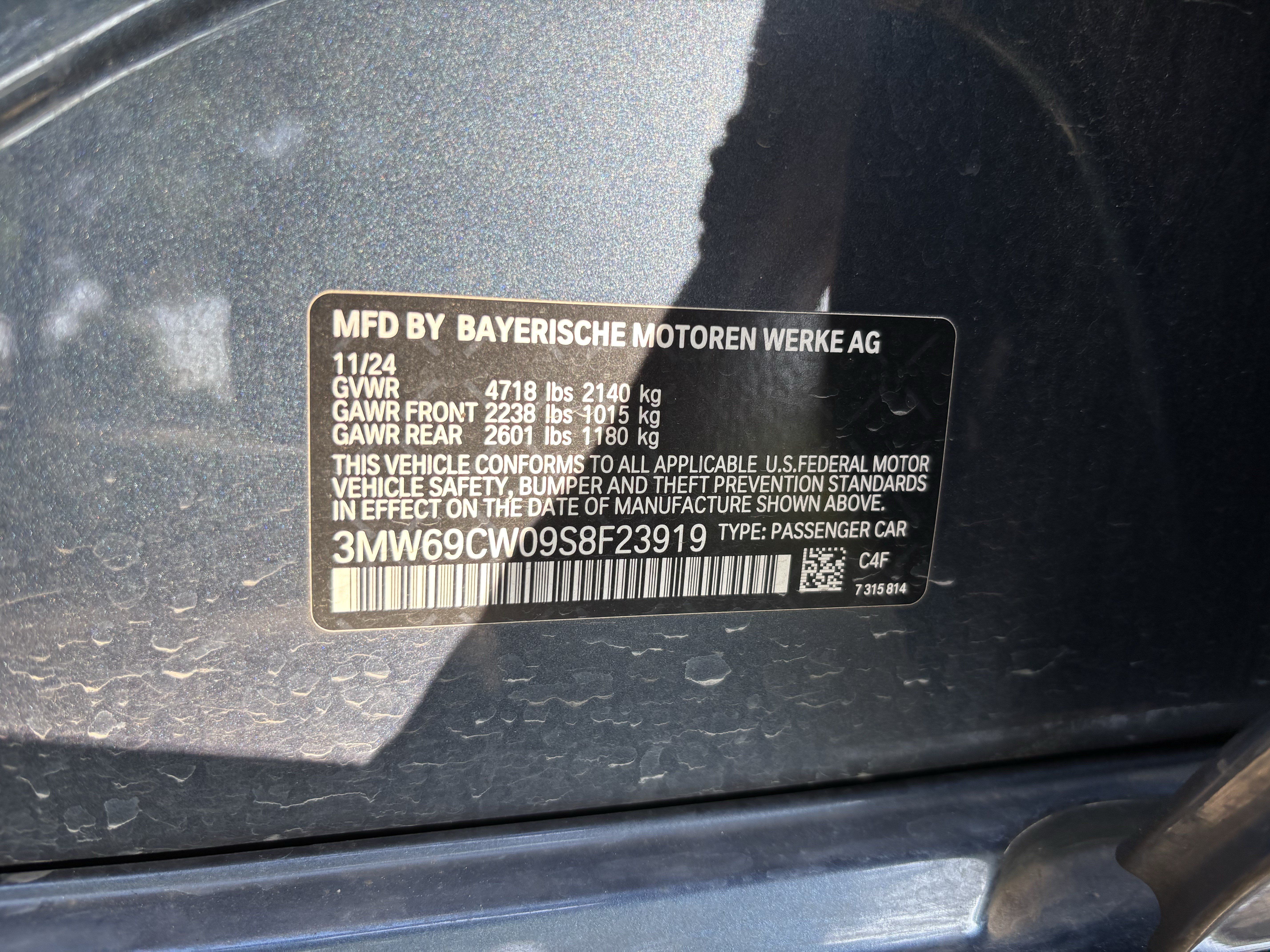 Certified 2025 BMW 330i Sedan RWD image 37