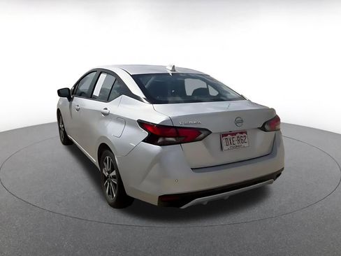 Used 2025 Nissan Versa SV FWD image 11
