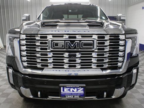 Used 2024 GMC Sierra 2500 Denali w/ Technology Package image 55