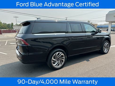 Used 2025 Lincoln Navigator L Reserve AWD/4WD image 8