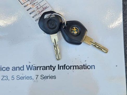 Used 2000 BMW Z3 2.5i image 50
