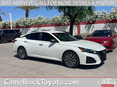 Used 2025 Nissan Altima 2.5 SV