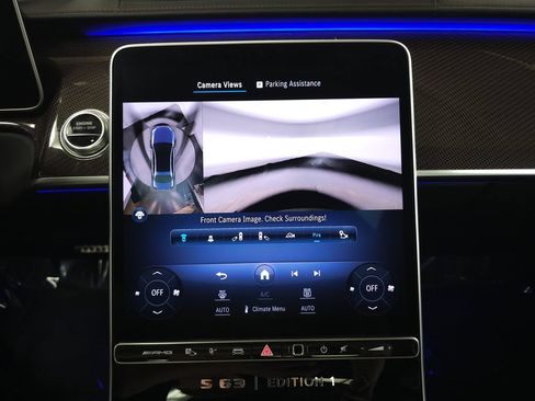 Used 2024 Mercedes-Benz S 63 AMG S w/ Carbon Fiber Exterior Package image 22