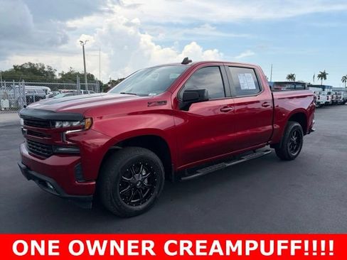 Used 2021 Chevrolet Silverado 1500 RST w/ Z71 Off-Road Package AWD/4WD image 3