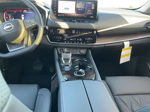 New 2026 Nissan Rogue Platinum AWD/4WD image 33