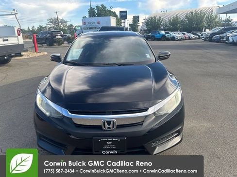 Used 2018 Honda Civic EX image 3