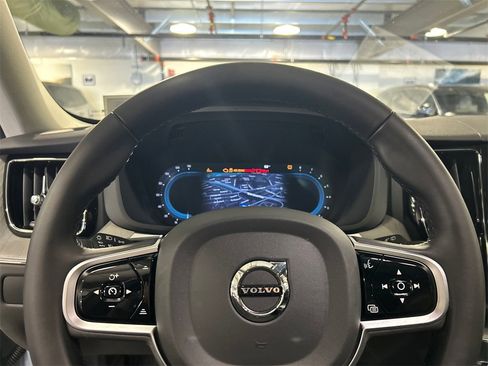 Certified 2025 Volvo XC60 B5 Plus image 12