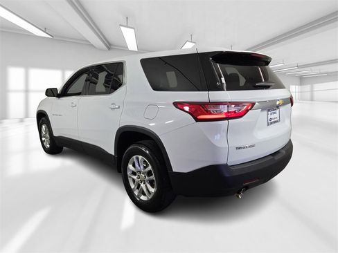 Used 2019 Chevrolet Traverse LS w/ LPO, Cargo Package image 4