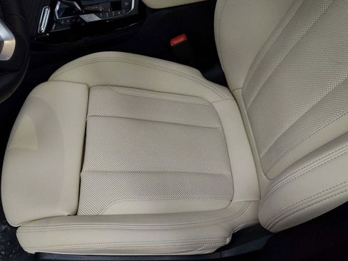 Certified 2024 BMW X3 xDrive30i w/ Premium Package image 17