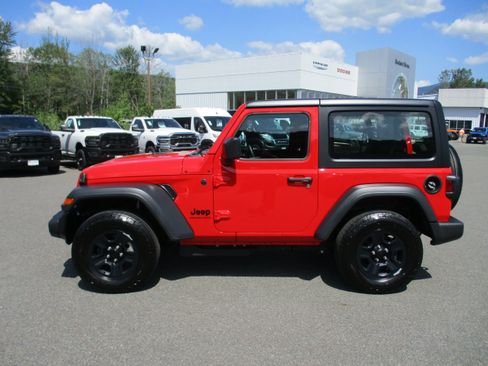 Certified 2026 Jeep Wrangler Sport AWD/4WD image 8