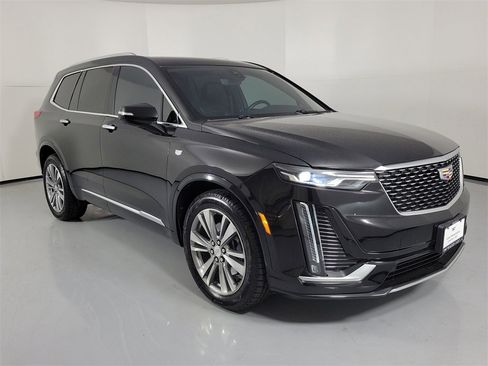Used 2020 Cadillac XT6 Premium Luxury image 1