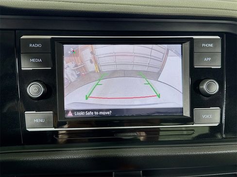 Used 2021 Volkswagen Jetta S image 33