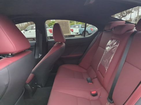 Used 2025 Lexus IS 350 F Sport image 18