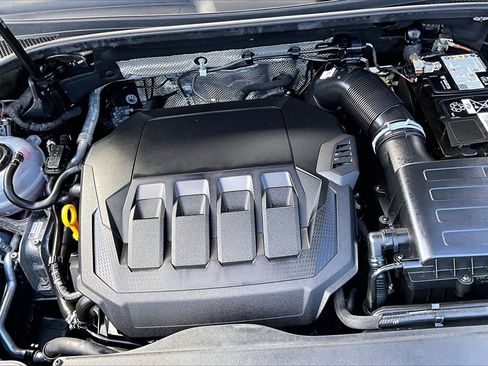 Used 2025 Audi Q3 2.0T Premium Plus w/ Premium Plus Package image 31