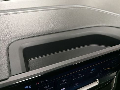 Used 2024 Chevrolet Silverado 1500 LT image 55