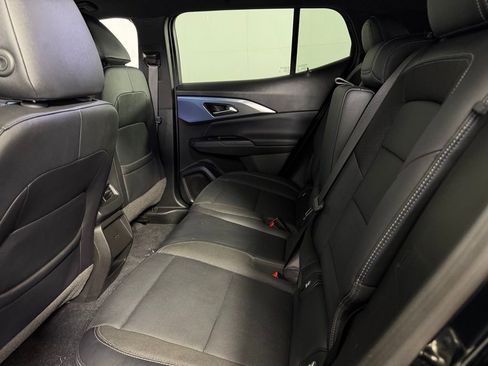 Used 2024 Chevrolet Equinox EV LT image 27