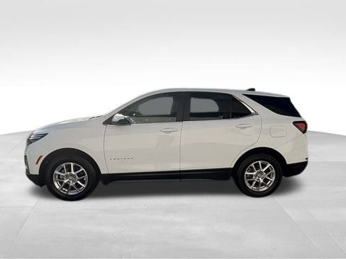 Used 2022 Chevrolet Equinox LT image 12