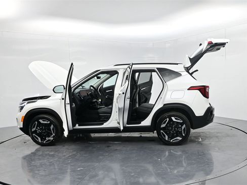 New 2026 Kia Seltos SX image 57