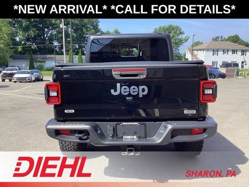 Used 2021 Jeep Gladiator Overland AWD/4WD image 7