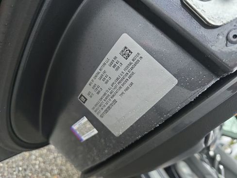 Certified 2013 Chevrolet Corvette 427 w/ 1SB Preferred Equipment Group image 32