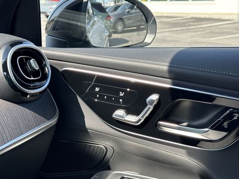 New 2026 Mercedes-Benz GLC 300 image 29