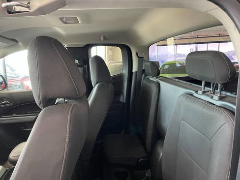 Used 2018 Chevrolet Colorado LT w/ Redline Special Edition image 22