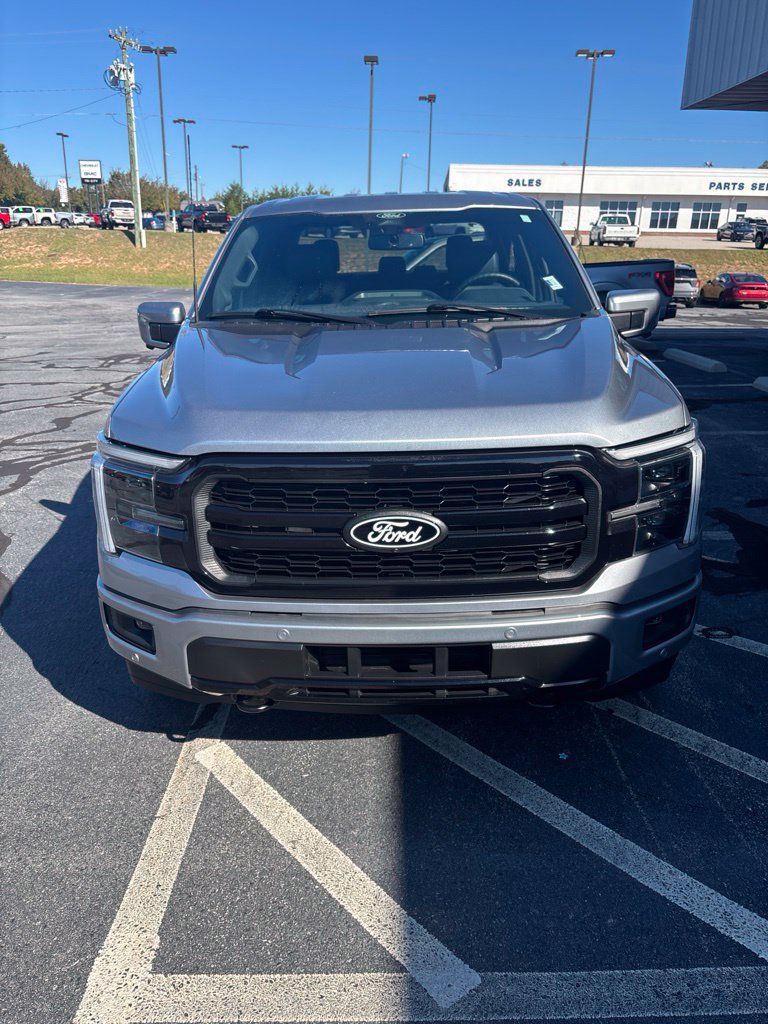 Used 2025 Ford F150 Lariat w/ Bed Utility Package AWD/4WD image 3