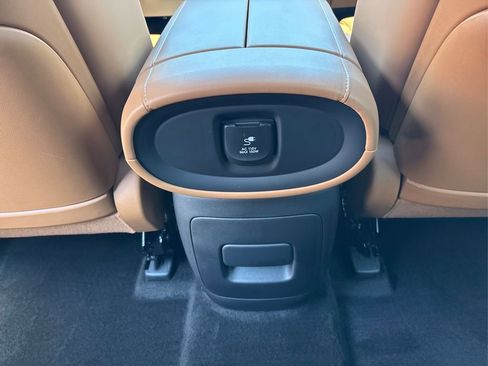 Certified 2026 Hyundai Palisade Calligraphy AWD/4WD image 32