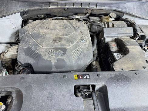 Used 2019 Kia Sorento EX image 38