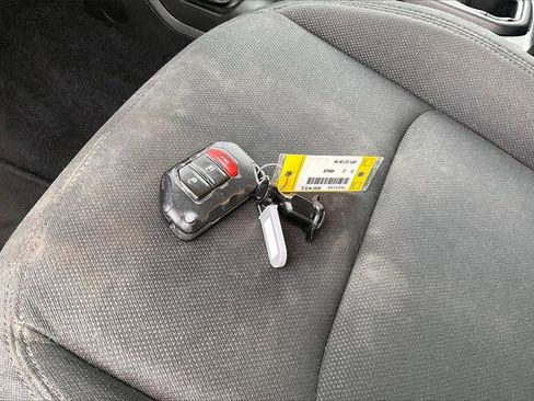 Certified 2020 Jeep Wrangler Unlimited Sahara image 31