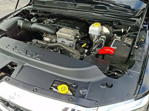 Certified 2023 RAM 1500 Big Horn AWD/4WD image 32