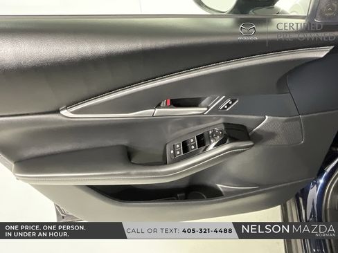 Certified 2025 MAZDA CX-30 AWD 2.5 S w/ Select Sport Pkg image 16