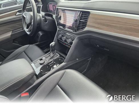 Used 2021 Volkswagen Atlas SEL AWD/4WD image 29