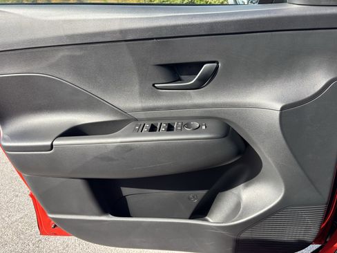 Used 2026 Hyundai Kona SEL Sport image 10