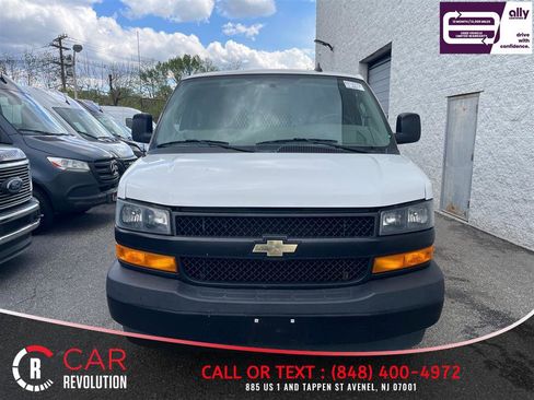 Used 2023 Chevrolet Express 3500 w/ Driver Convenience Package RWD image 2