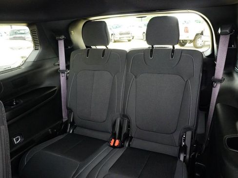 Used 2025 Jeep Grand Cherokee L Laredo AWD/4WD image 29