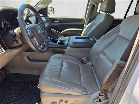 Used 2017 Chevrolet Tahoe LT w/ Luxury Package RWD image 14