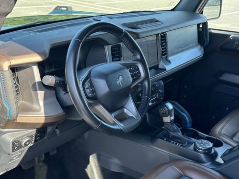 Used 2023 Ford Bronco Outer Banks w/ Sasquatch Package AWD/4WD image 20