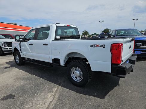 New 2026 Ford F250 XL AWD/4WD image 8