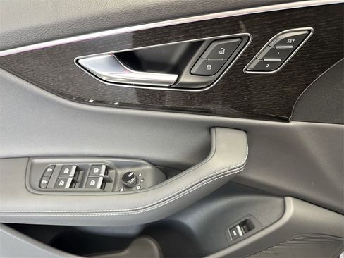Certified 2025 Audi Q8 Premium Plus w/ Premium Plus Package image 13