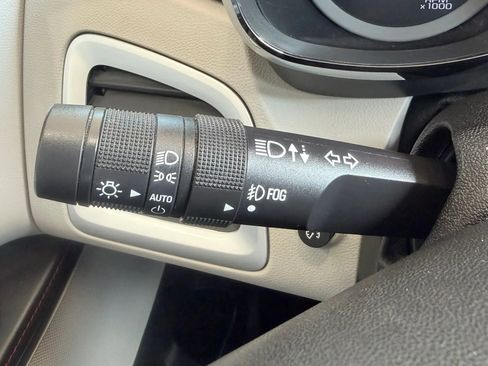 Used 2015 GMC Terrain SLE image 11