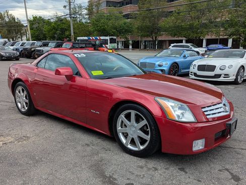 Used 2004 Cadillac XLR RWD image 5