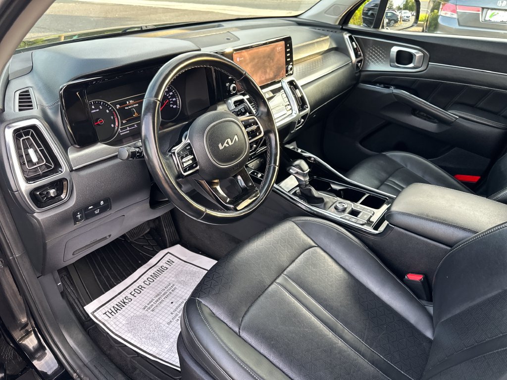 Used 2022 Kia Sorento SX AWD/4WD image 13
