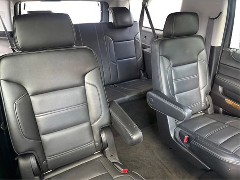 Used 2017 GMC Yukon XL Denali w/ Open Road Package RWD image 12