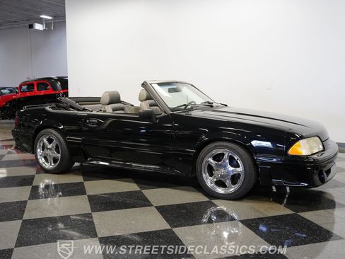 Used 1989 Ford Mustang GT RWD image 16