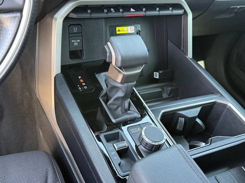 Used 2025 Toyota Tundra SR5 AWD/4WD image 22