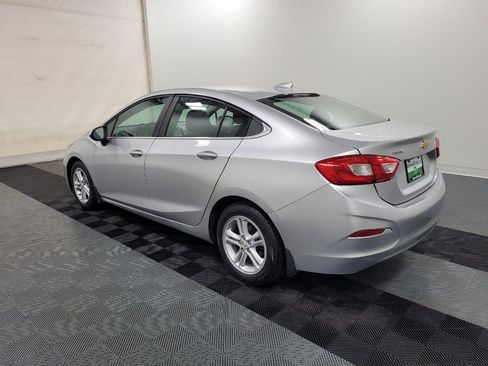 Used 2016 Chevrolet Cruze LT FWD image 3