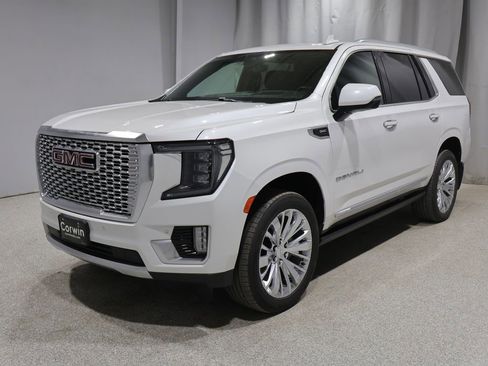 Used 2021 GMC Yukon Denali w/ Denali Premium Package AWD/4WD image 8
