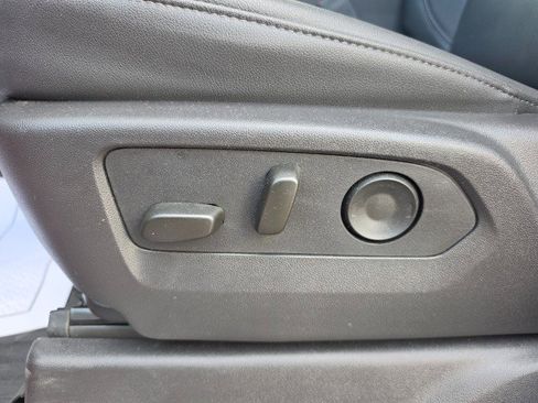 Used 2025 Chevrolet Silverado 2500 LT w/ Trail Boss Package image 31